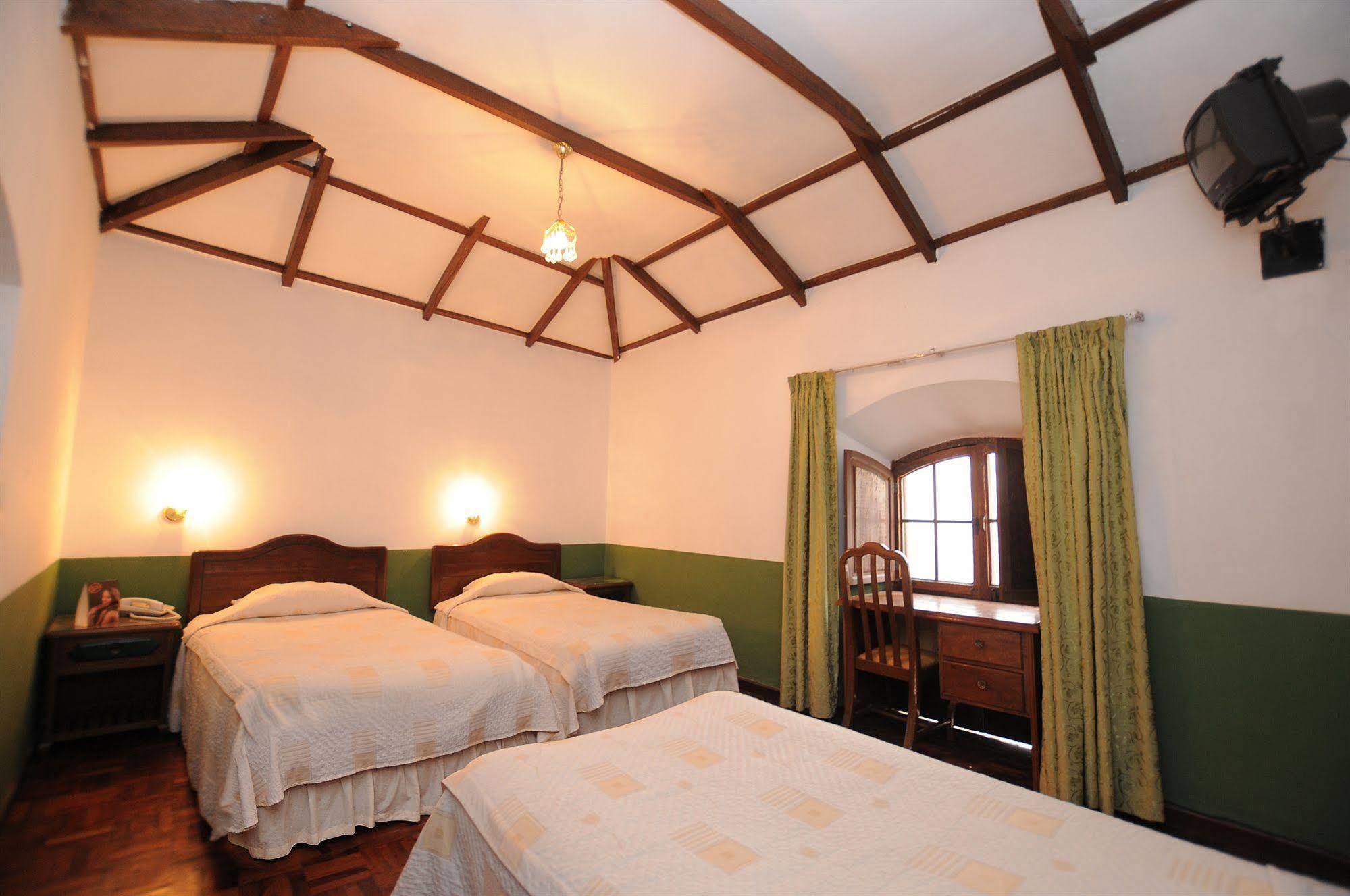 Hostal Recoleta Sur سوكر المظهر الخارجي الصورة